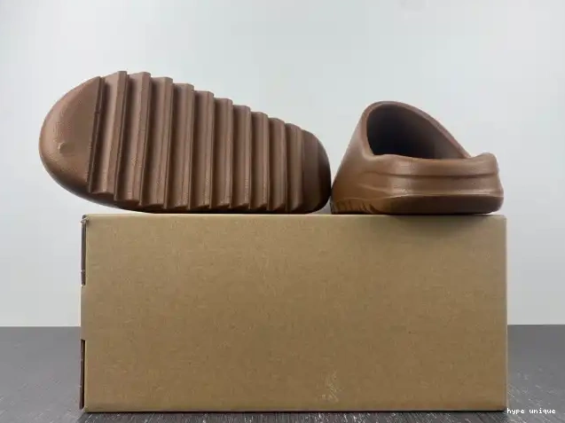 hype FZ5896 Adidas Flax Yeezy Slide 0508